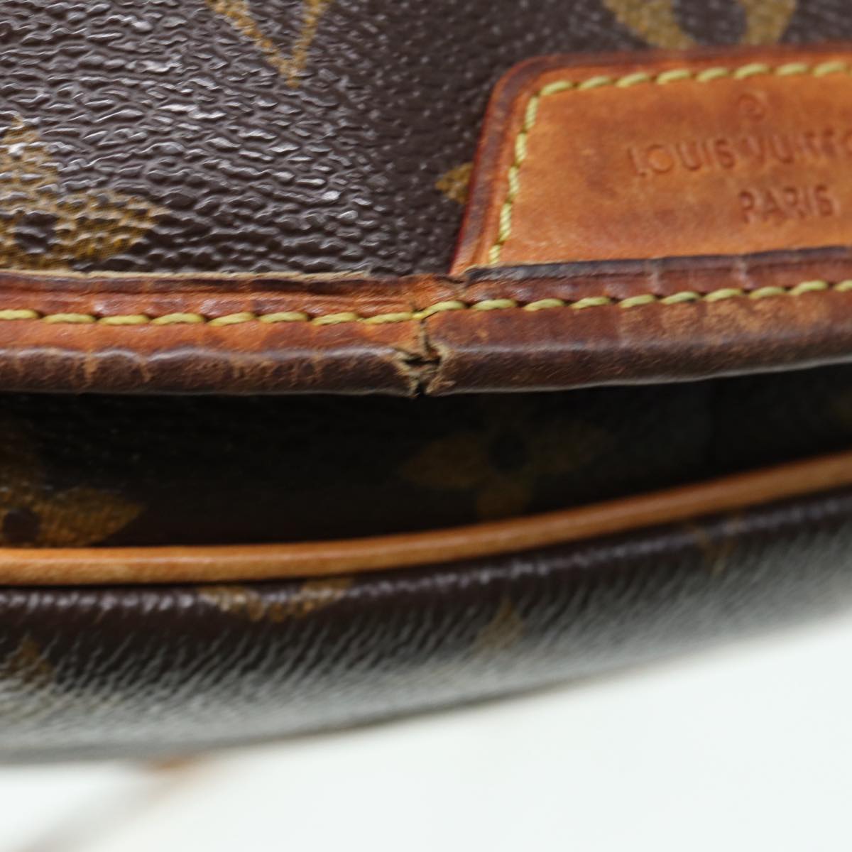 LOUIS VUITTON Monogram Menilmontant PM Shoulder Bag M40474 LV Auth 84503