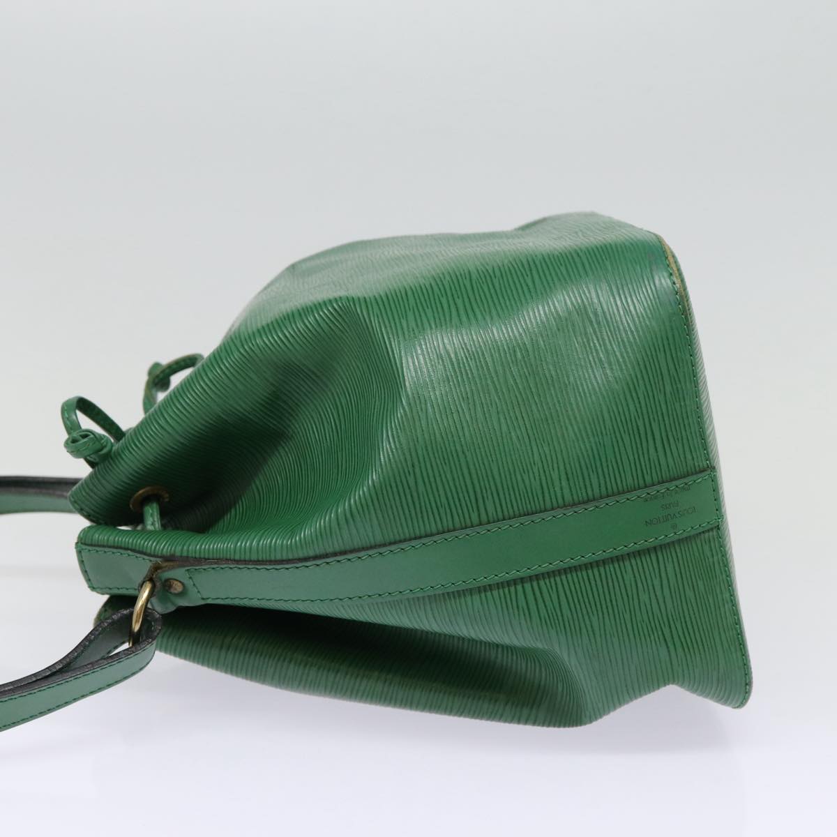 LOUIS VUITTON Epi Petit Noe Shoulder Bag Green M44102 LV Auth 84578