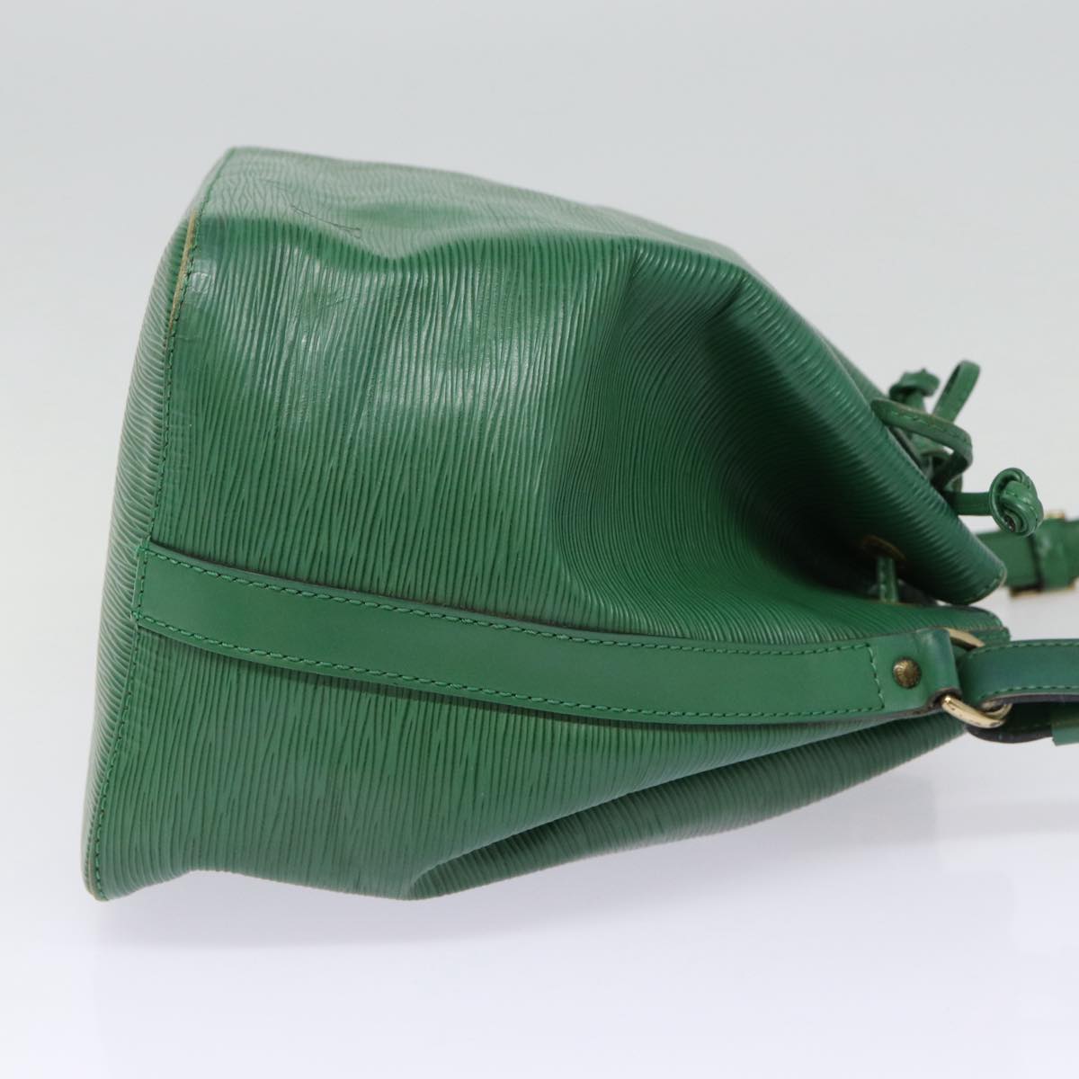 LOUIS VUITTON Epi Petit Noe Shoulder Bag Green M44102 LV Auth 84578