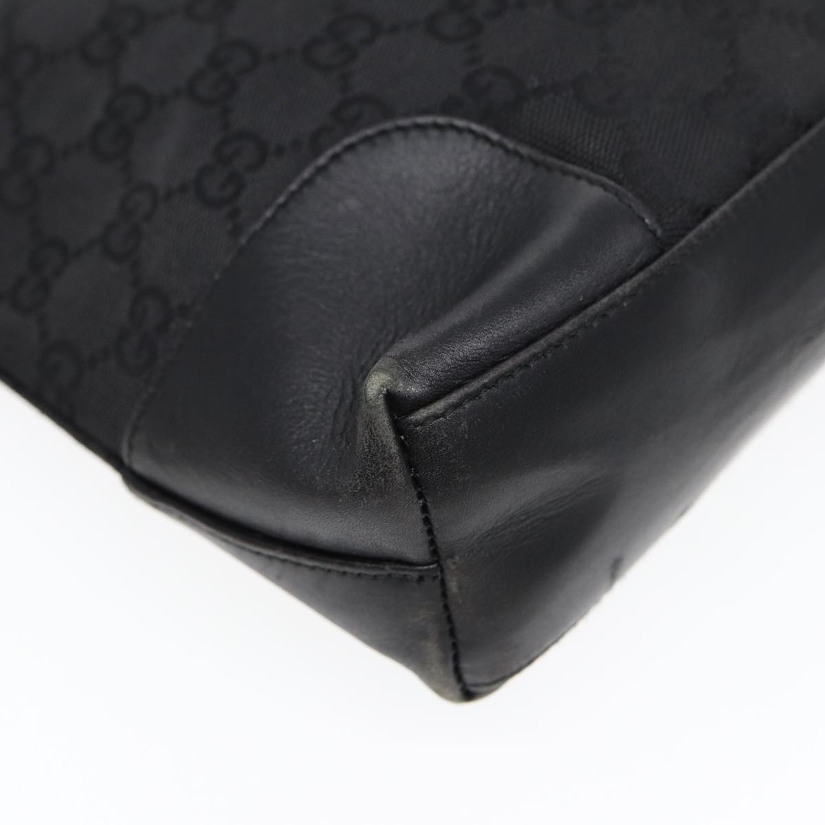 GUCCI GG Canvas Shoulder Bag Black Gold 33900 Auth 85998