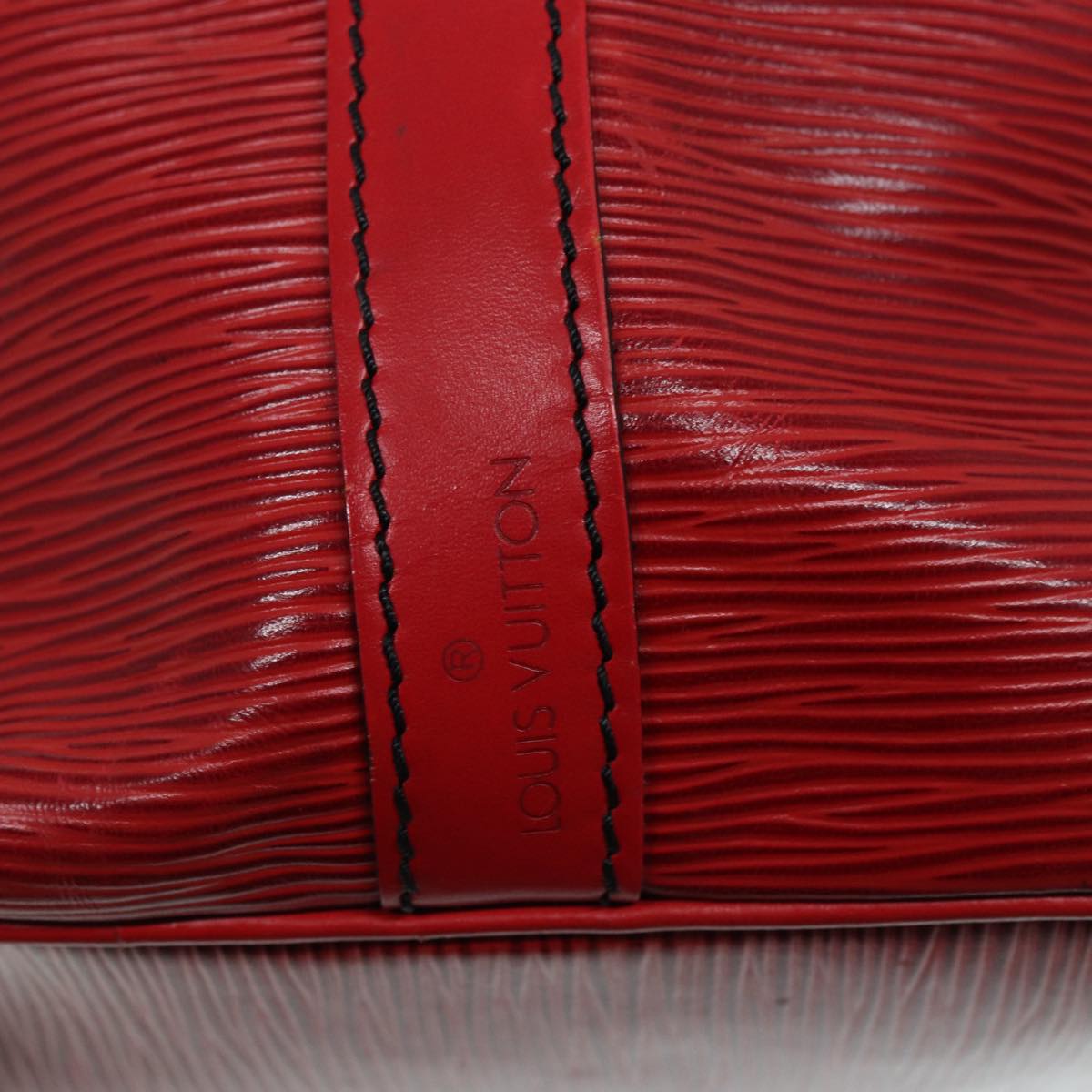 LOUIS VUITTON Epi Petit Noe Shoulder Bag Red M44107 LV Auth 86578