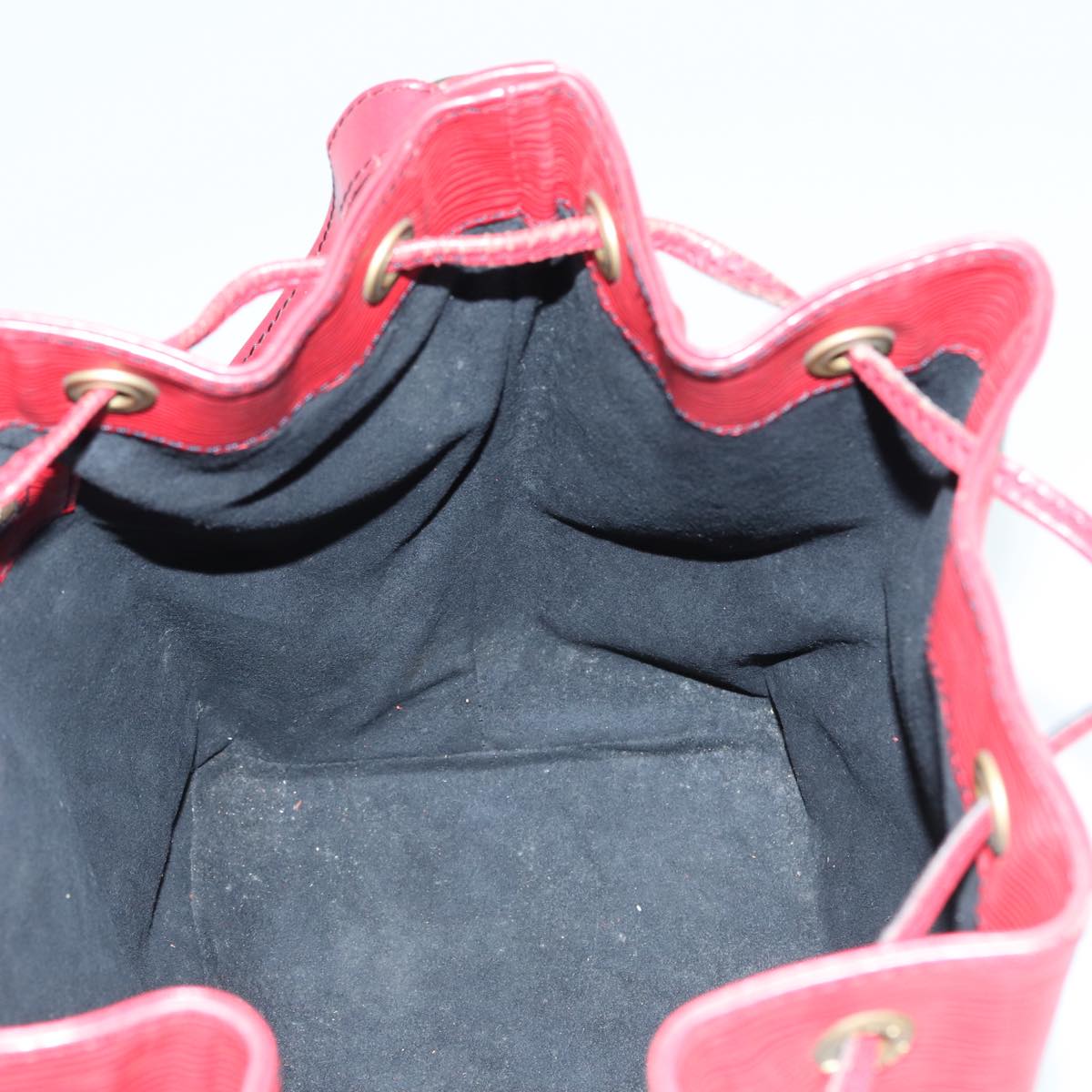 LOUIS VUITTON Epi Petit Noe Shoulder Bag Red M44107 LV Auth 86578