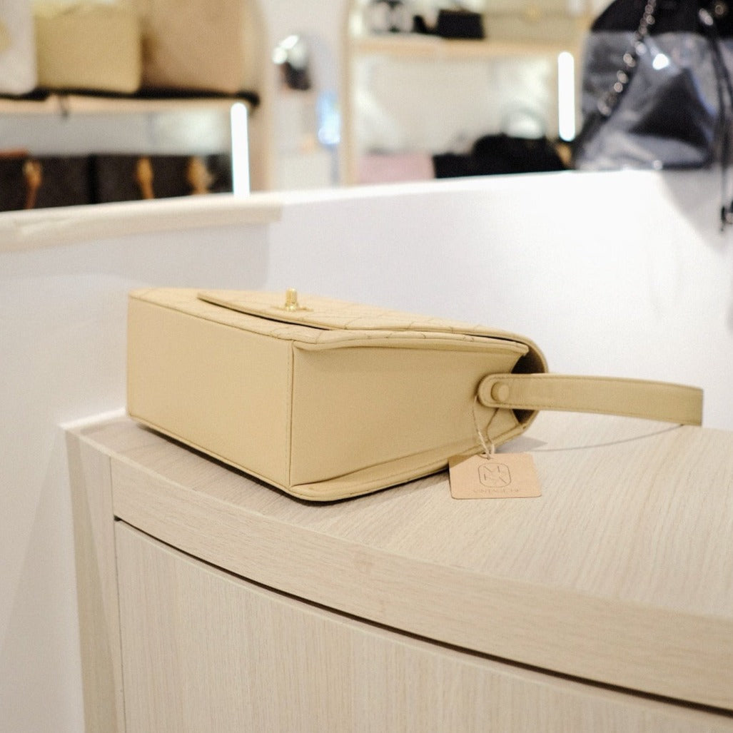 Chanel vintage kelly shoulder bag