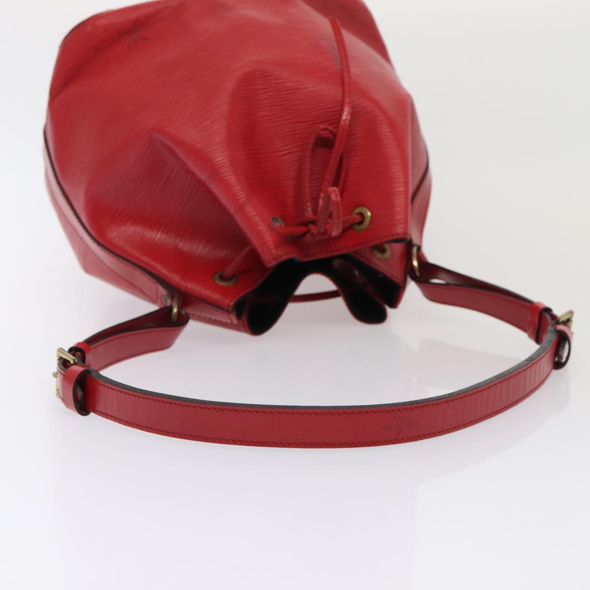 LOUIS VUITTON Epi Petit Noe Shoulder Bag Red M44107 LV Auth 86848
