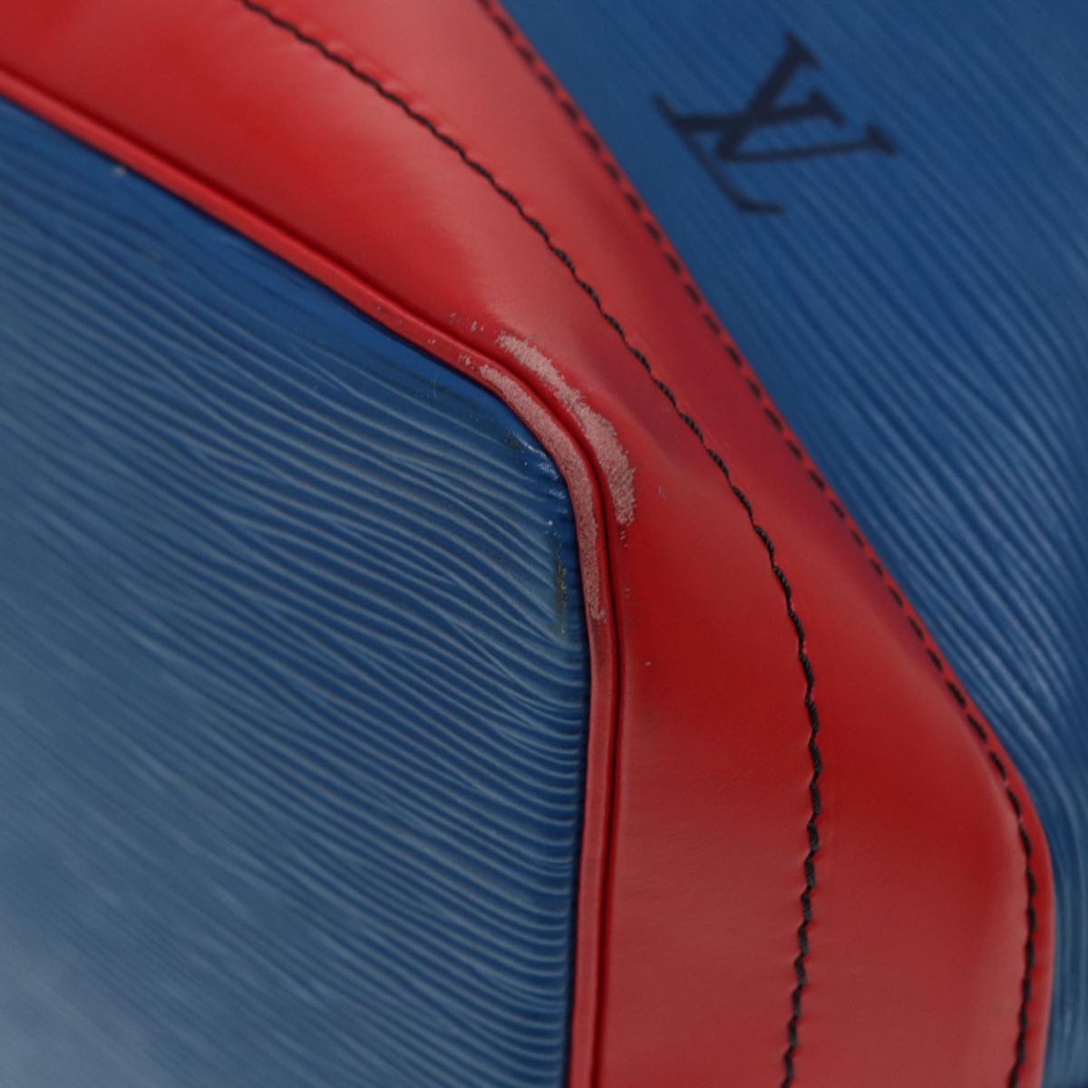 LOUIS VUITTON Epi Toriko Color Noe ShoulderBag Red Blue Green M44084 Auth 87337