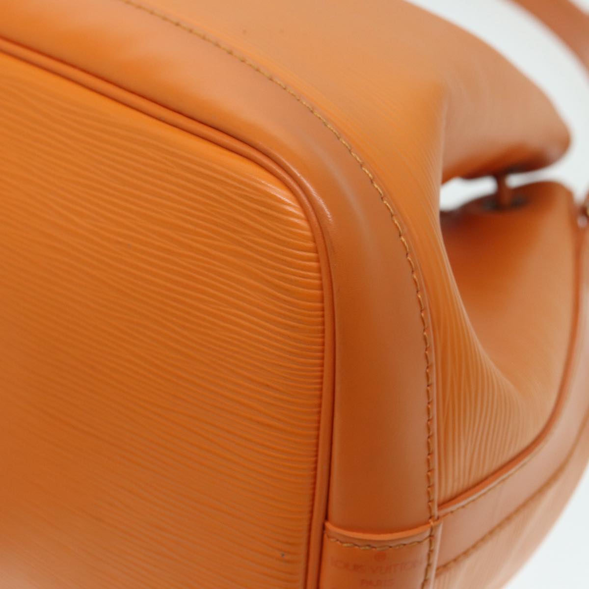 LOUIS VUITTON Epi Petit Noe Shoulder Bag Orange Mandarin M5901H LV Auth 87364