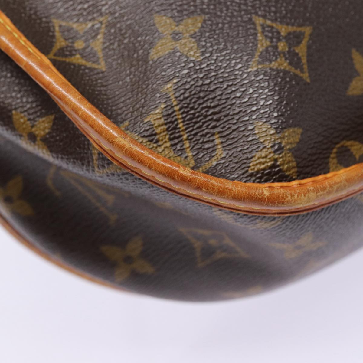 LOUIS VUITTON Monogram Menilmontant PM Shoulder Bag M40474 LV Auth 87593