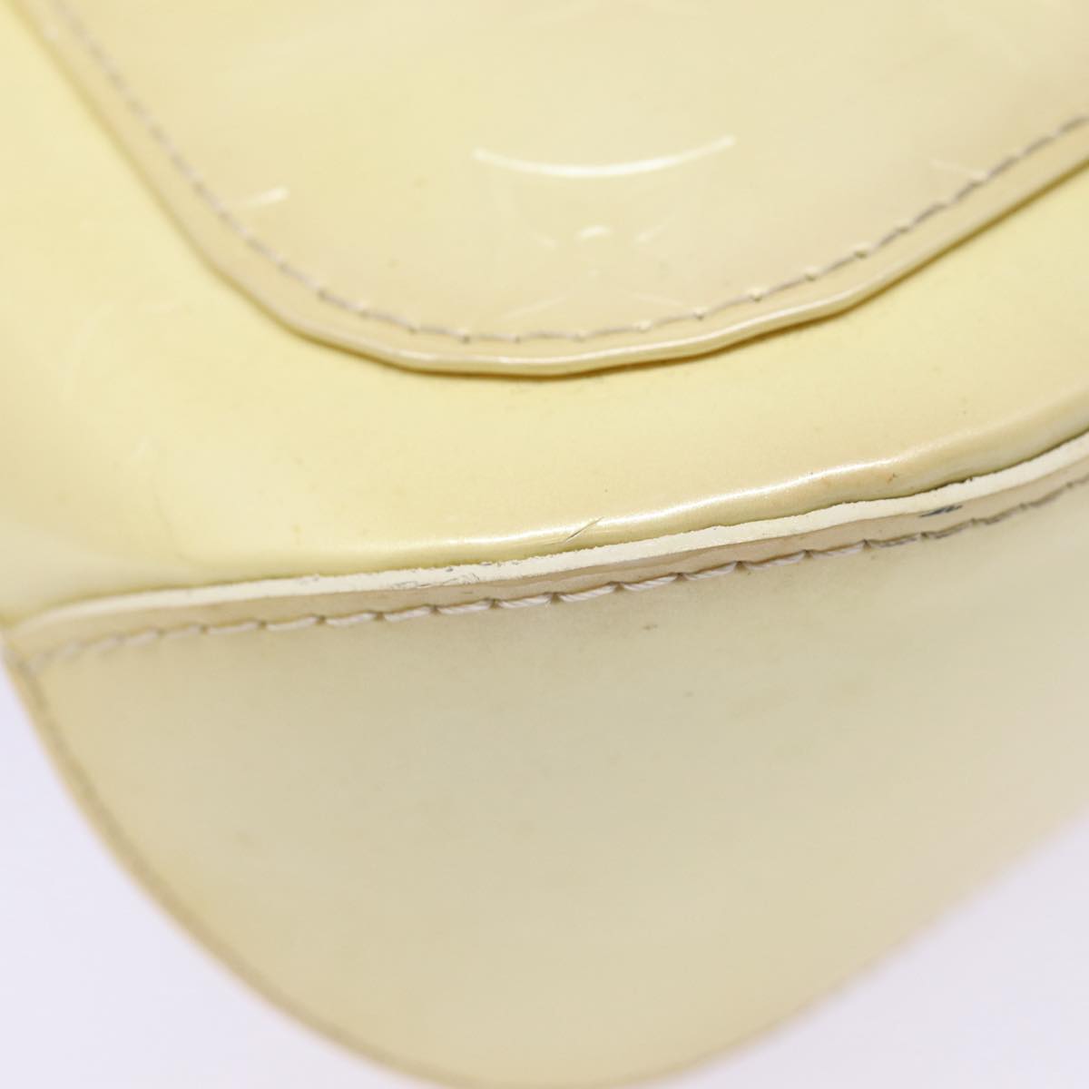 LOUIS VUITTON Monogram Vernis Minna Street Shoulder Bag Perle M91509 Auth 87870