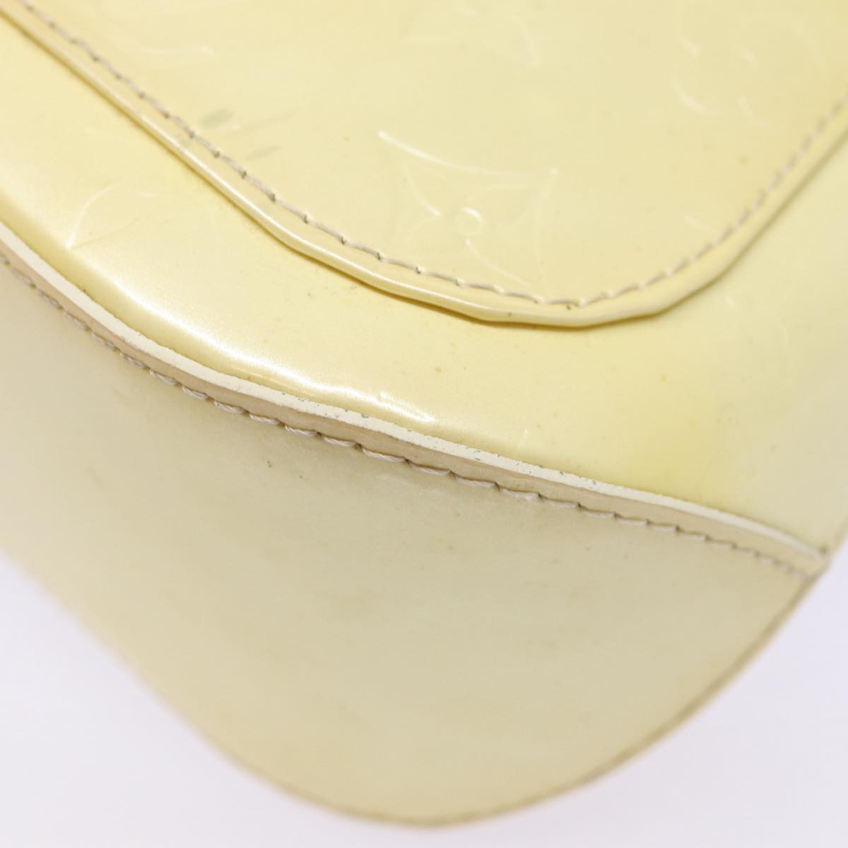 LOUIS VUITTON Monogram Vernis Minna Street Shoulder Bag Perle M91509 Auth 87870