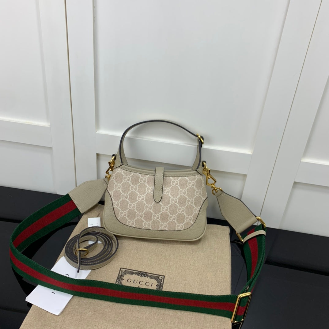 BOLSA GUCCI JACKIE MINI 19