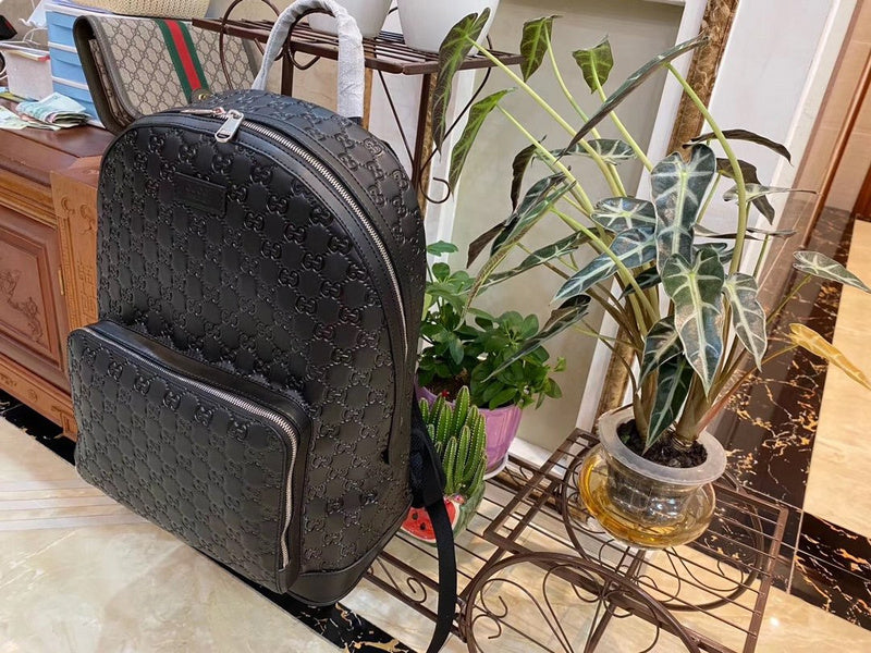 Gucci Bags - The Tote 1064