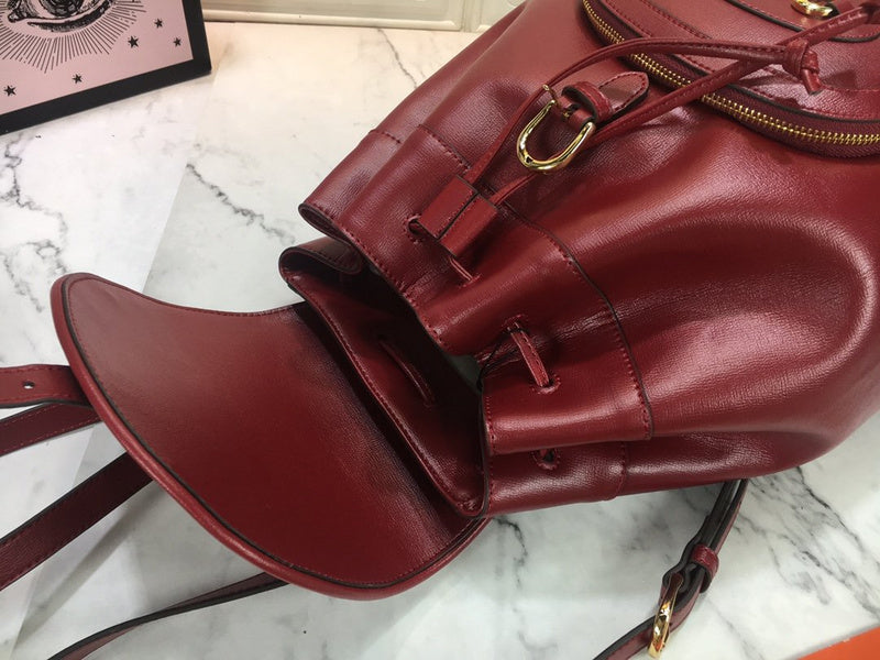 Gucci Bags - The Tote 1052
