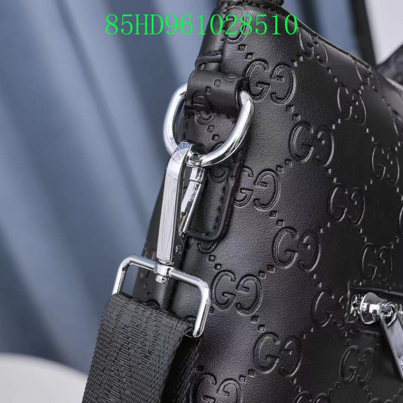 Gucci Bags - The Tote 938