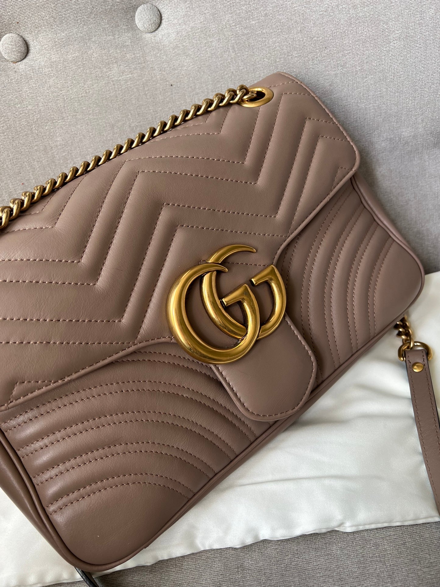 Gucci GG Dusty Pink Marmont Medium Shoulder Bag