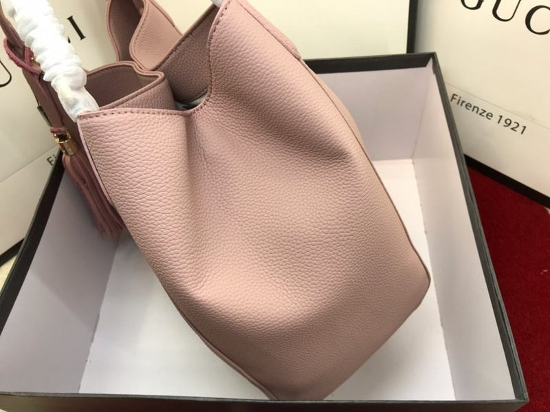 Gucci Bags - The Tote 515