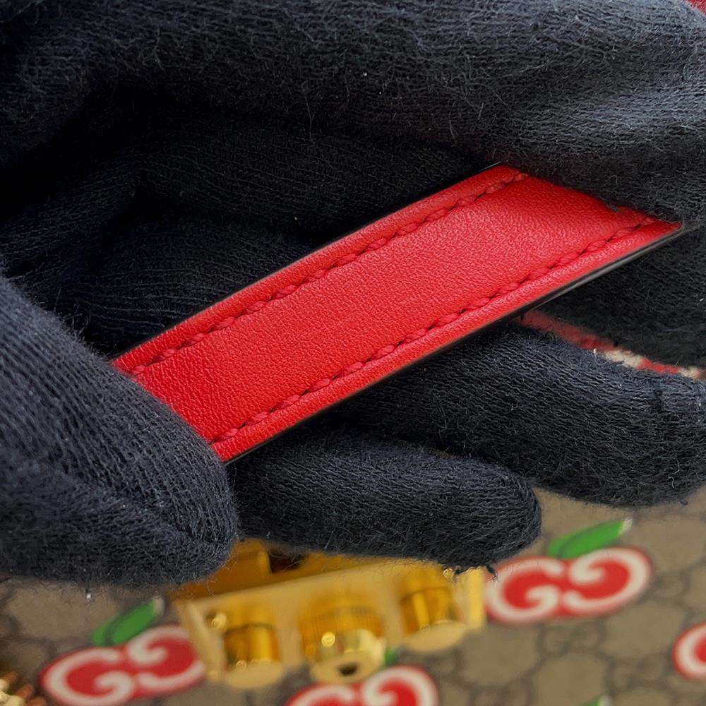 GUCCI GG Apple ChainShoulder Bag Beige/Red 498156 GG SupremeCanvas Leather