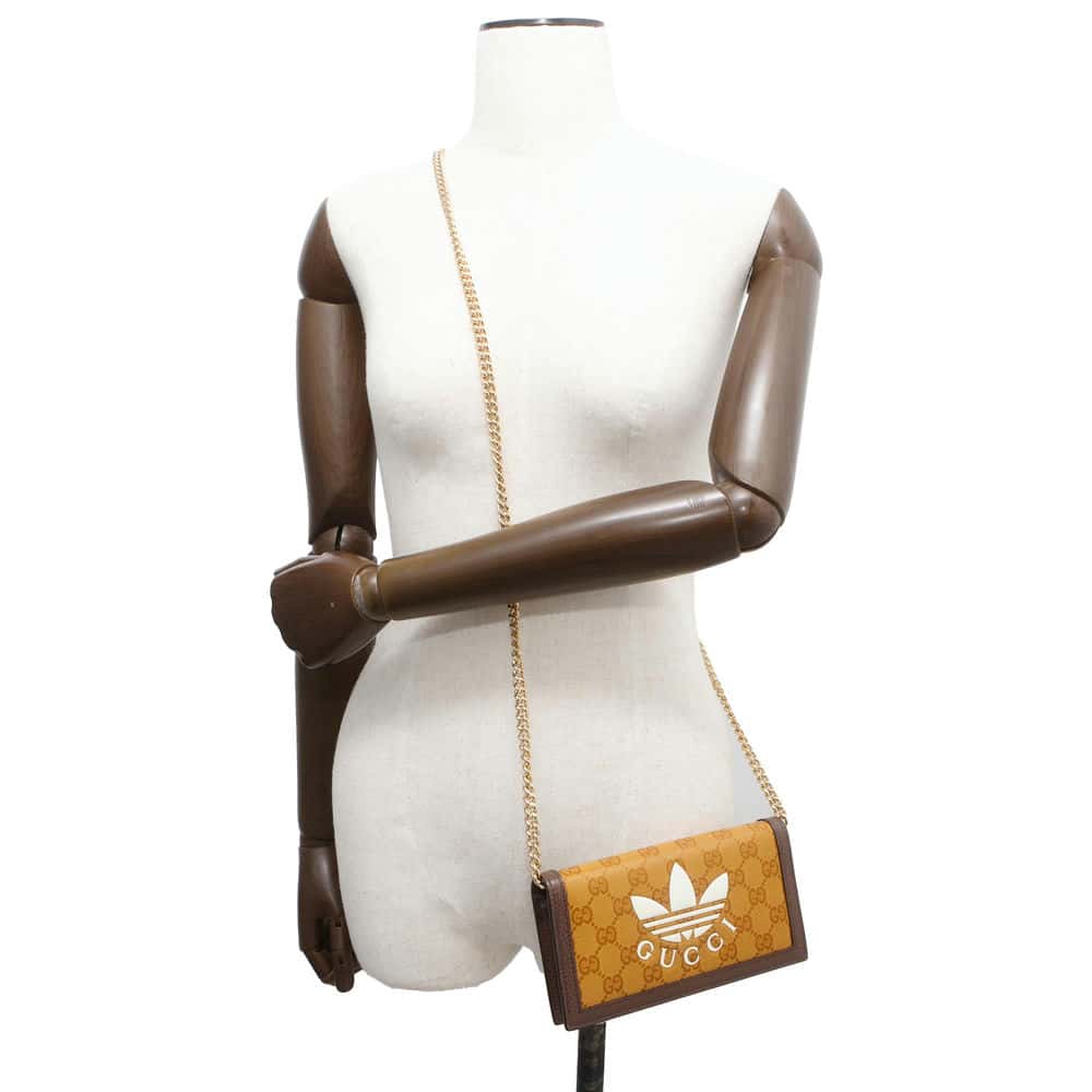 GUCCI Adidas Collaboration Chain Wallet Yellow/Brown 621892 PVC/Leather