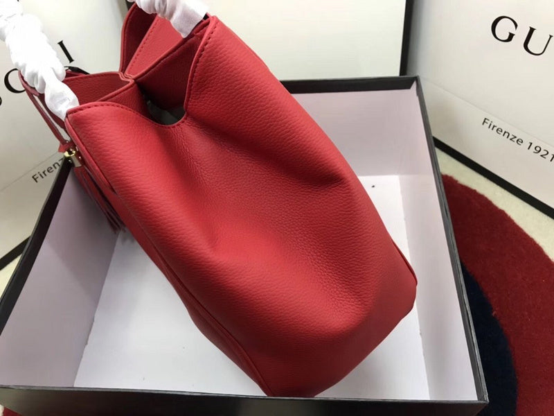 Gucci Bags - The Tote 516