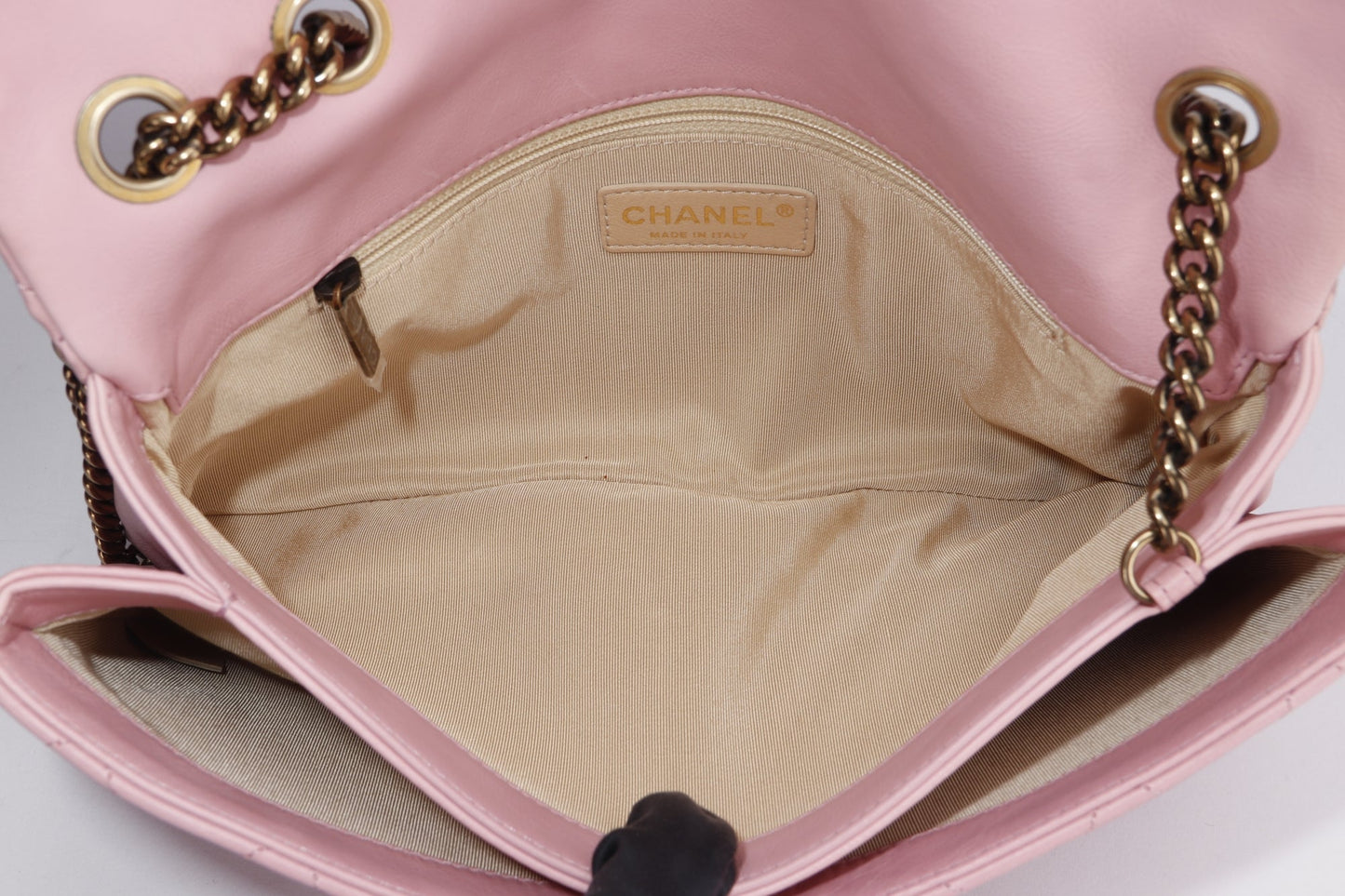 Chanel Quilted Pink Calf Leather Zippy Compartment Shoulder Bag (1875xxxx) width 28cm, Gold Chain, with & Dust Cover