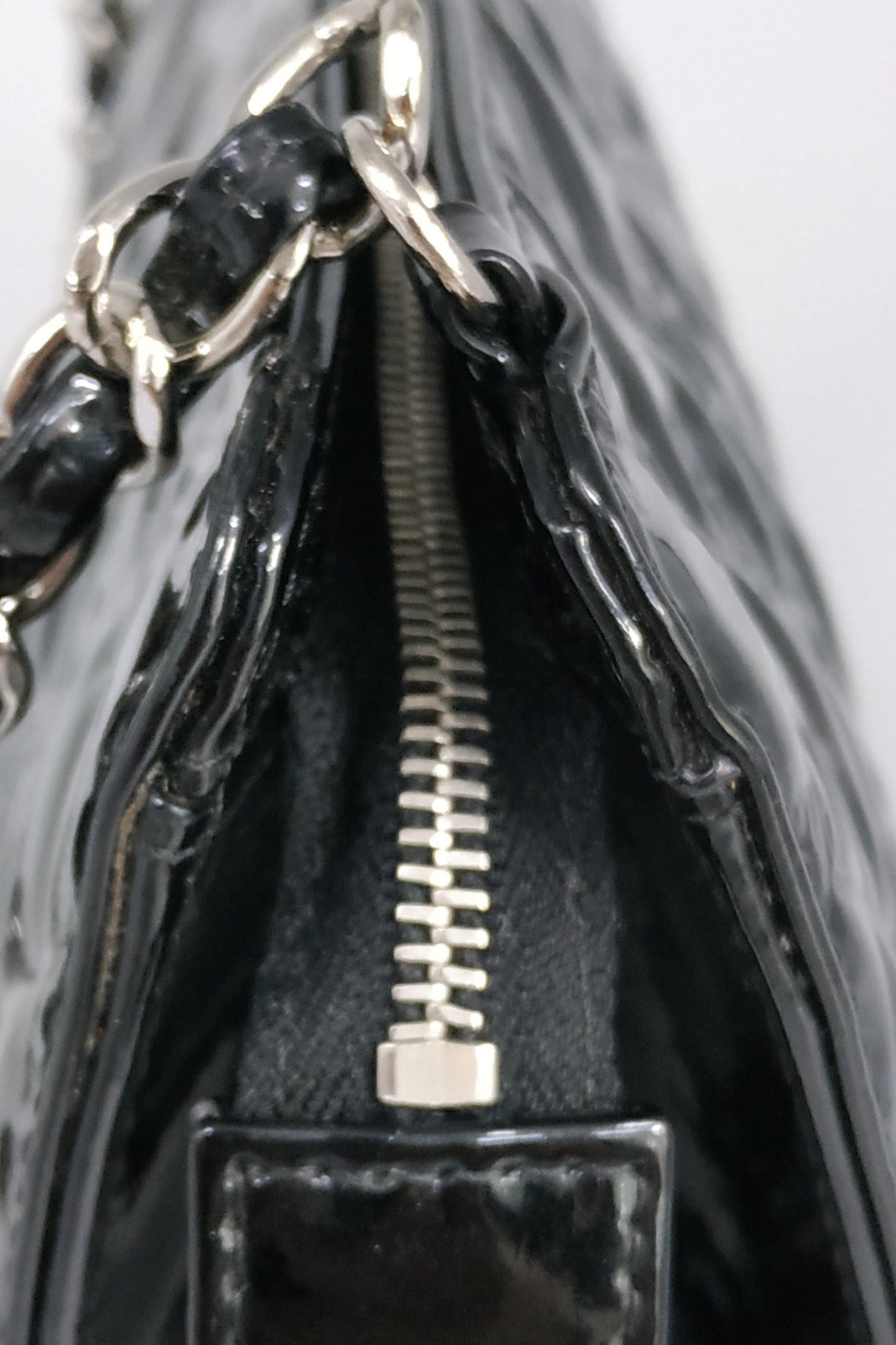 CC Icon Chain Shoulder Bag Patent