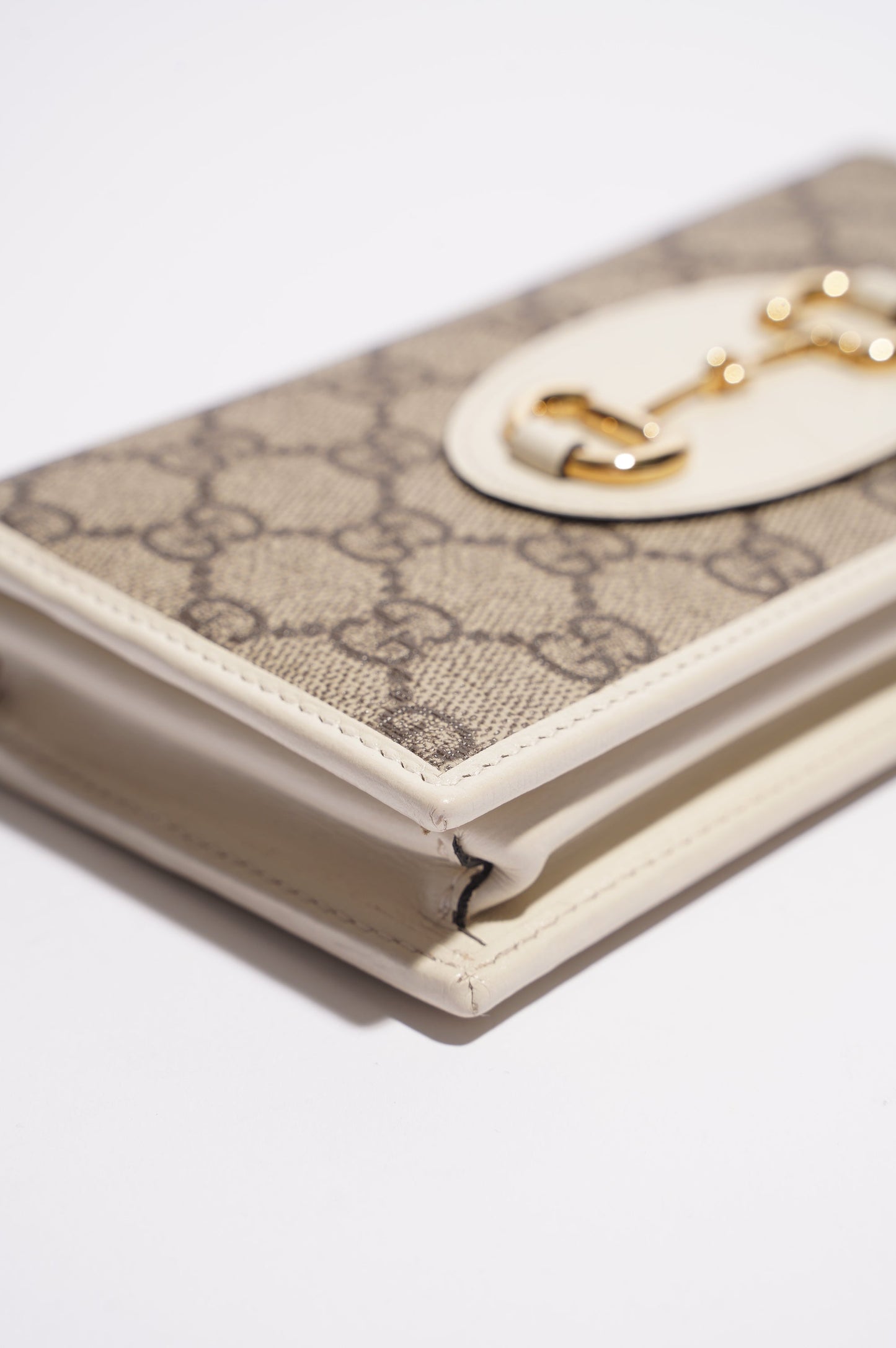Gucci Womens Horsebit 1955 Wallet With Chain Supreme / White