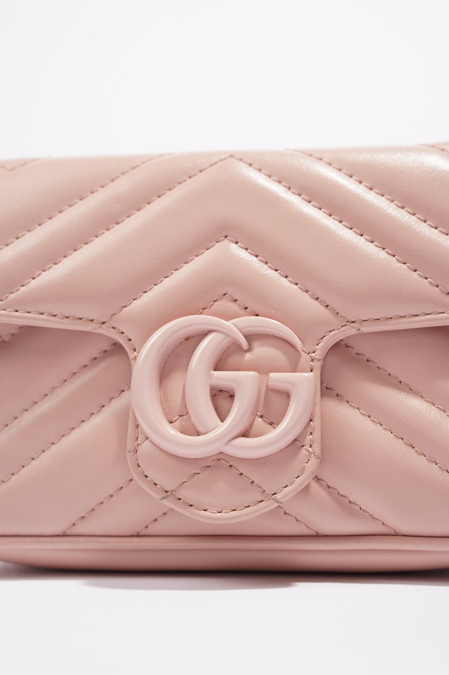 Gucci Womens GG Marmont Chain Belt Bag Pink Leather