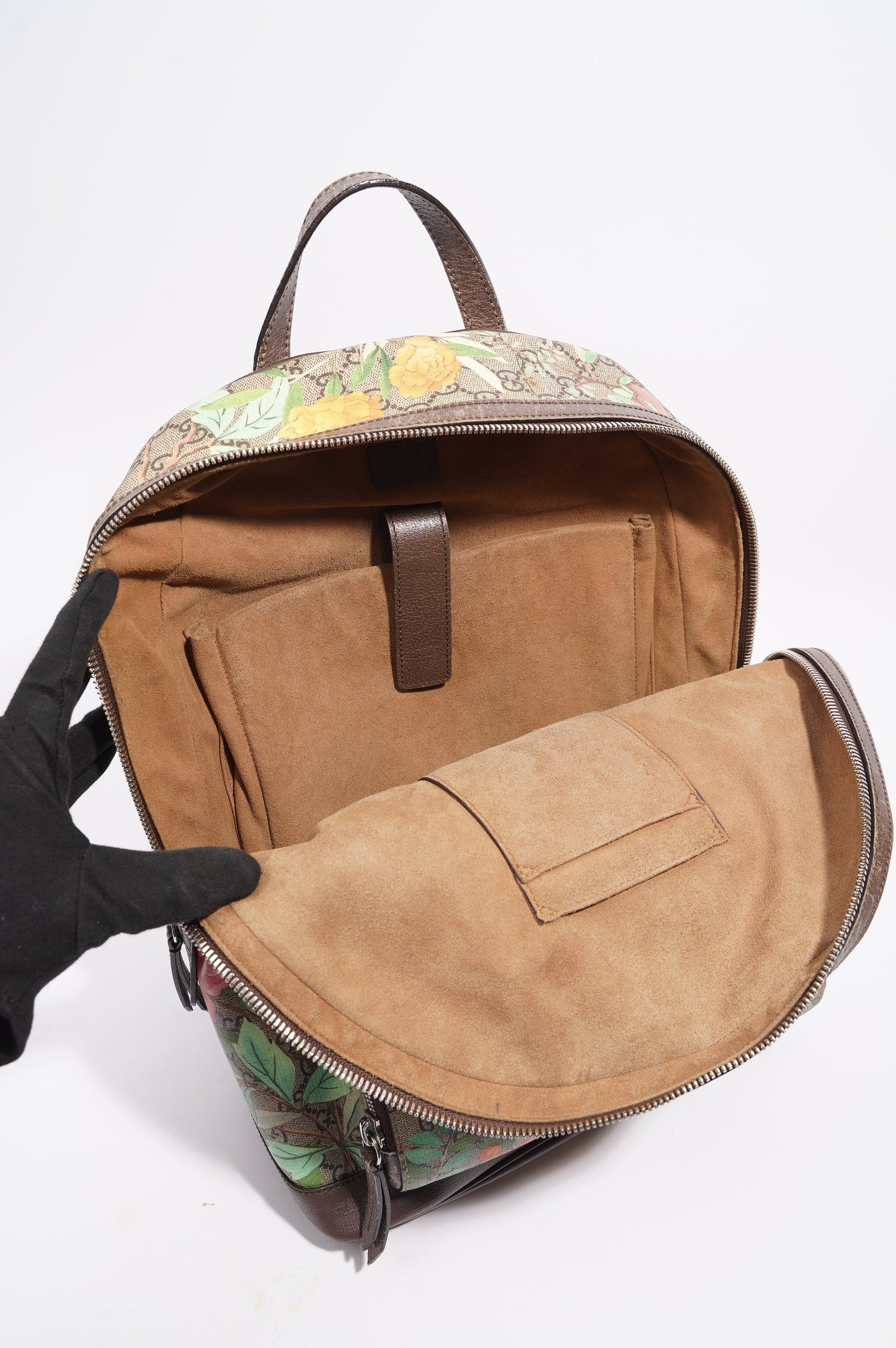 Gucci Womens GG Supreme Backpack Supreme / Floral
