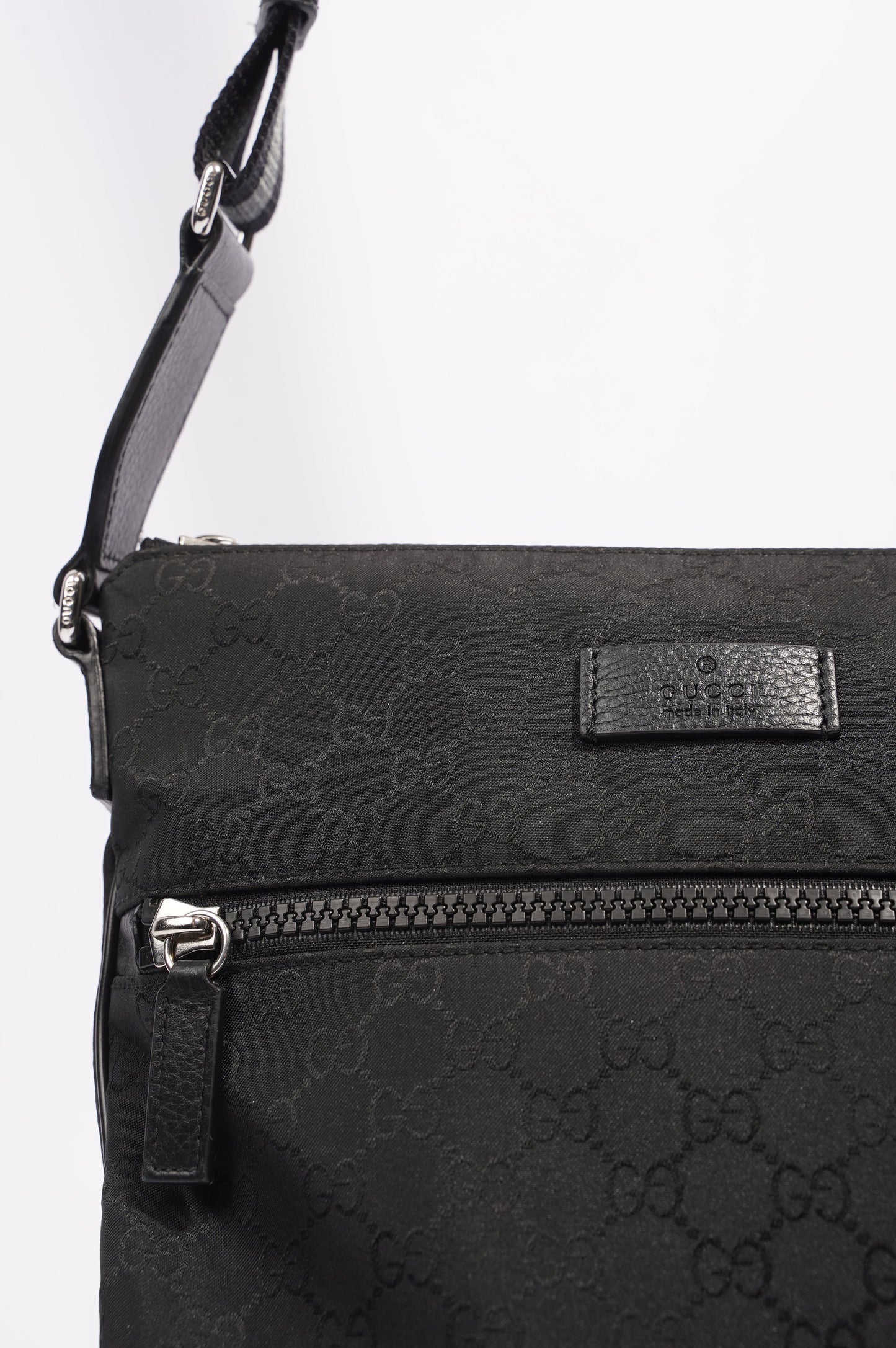 Gucci Mens GG Messenger Crossbody Black Nylon