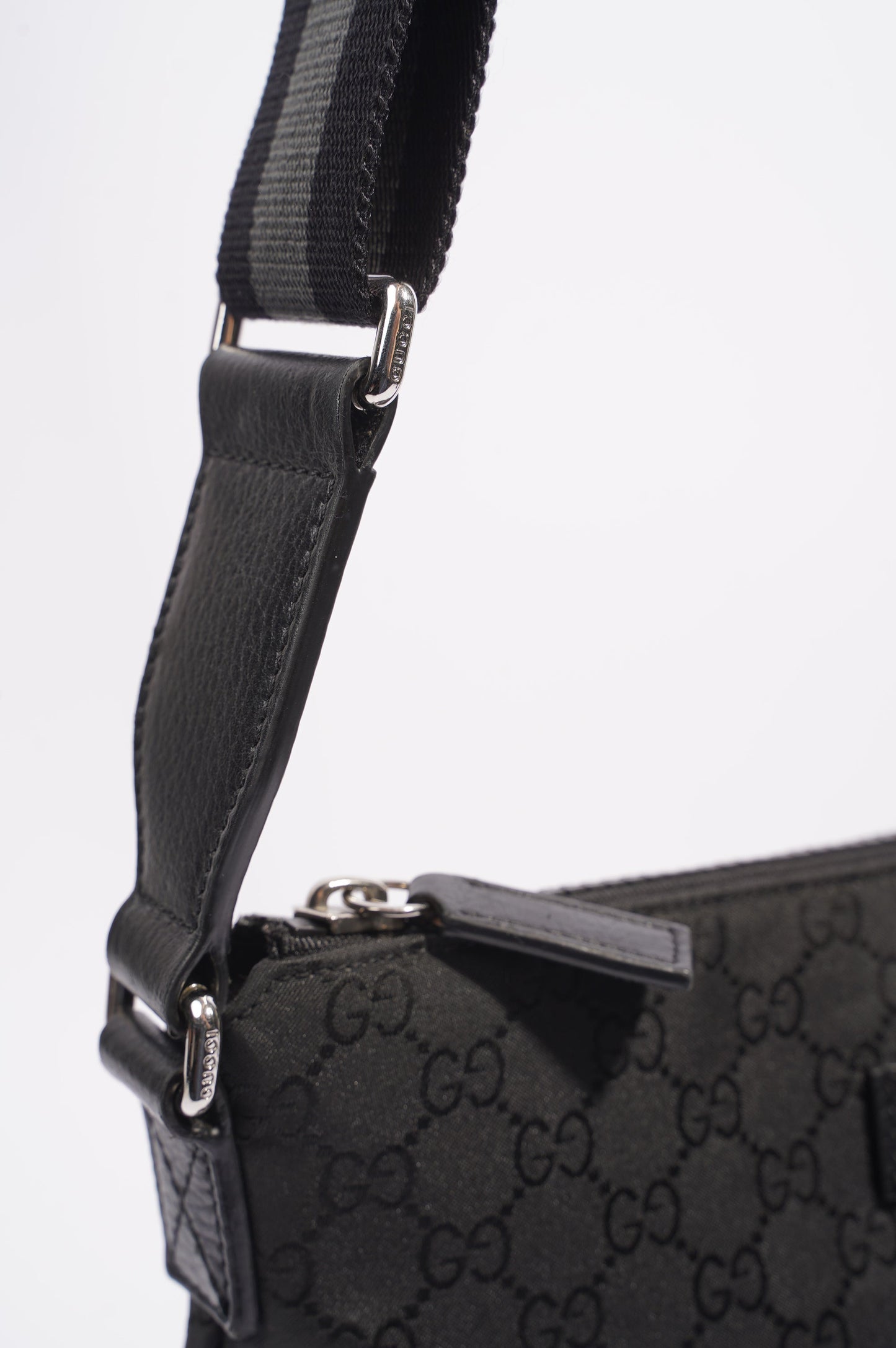 Gucci Mens GG Messenger Crossbody Black Nylon
