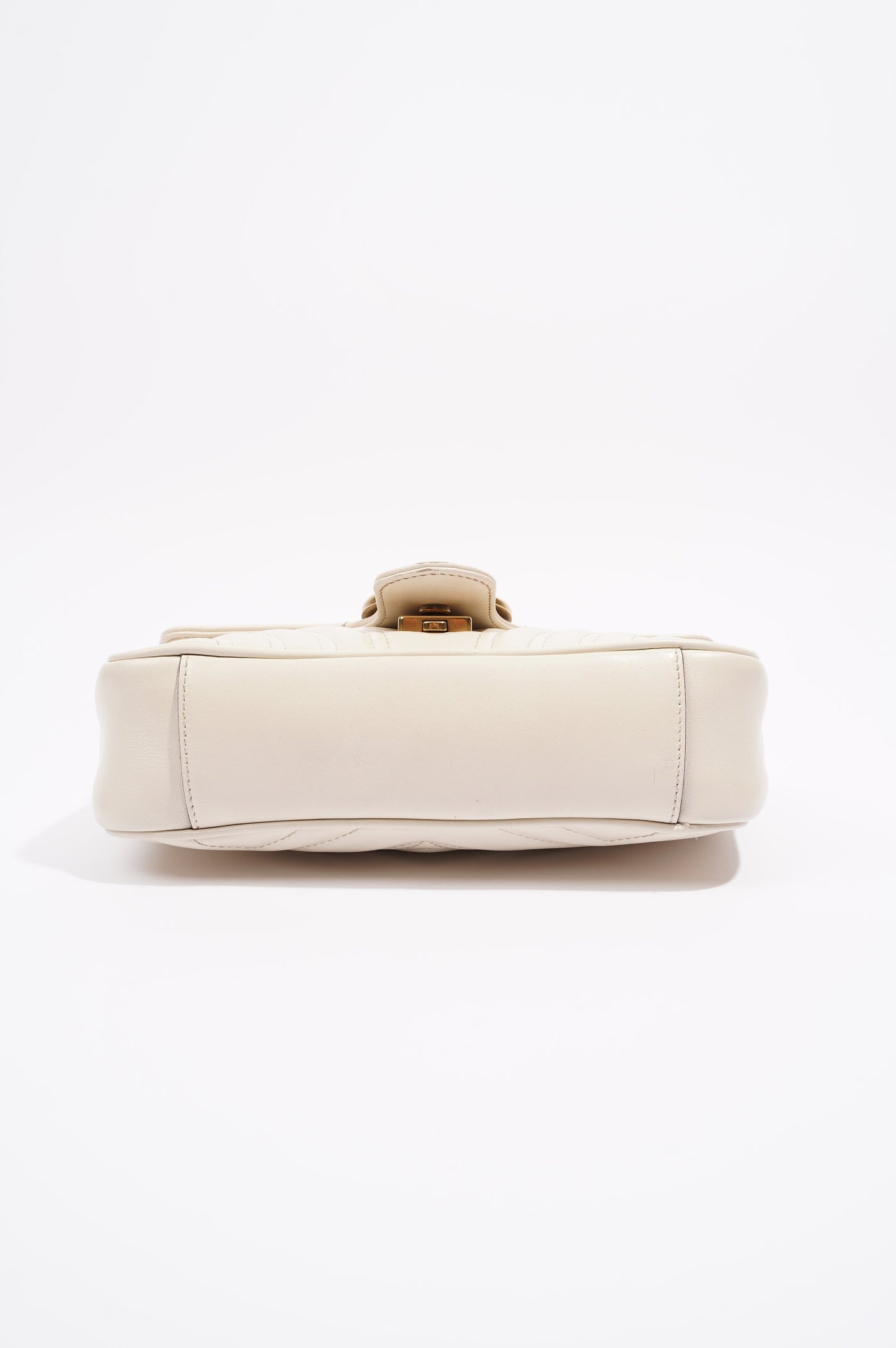 Gucci Womens Marmont Flap White Matelasse Mini
