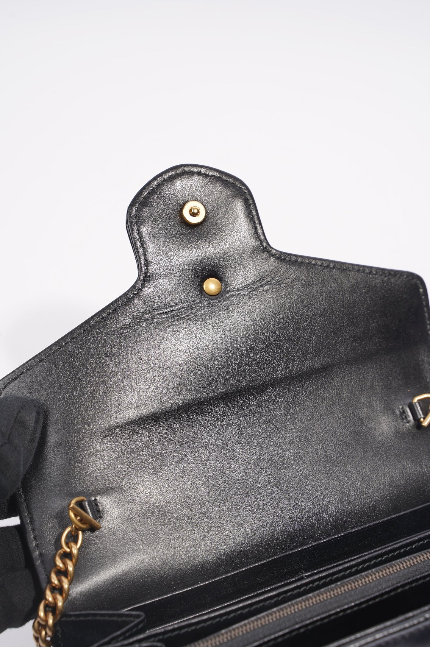 Gucci Womens GG Marmont Bag Black Matelasse Mini