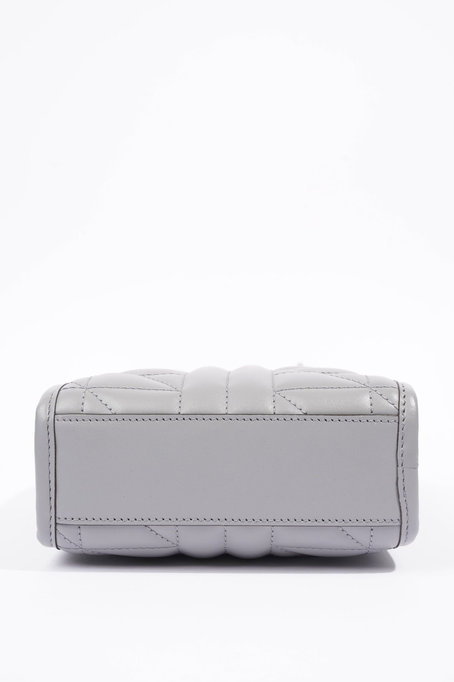 Gucci Womens GG Marmont Shoulder Bag Grey Leather Mini