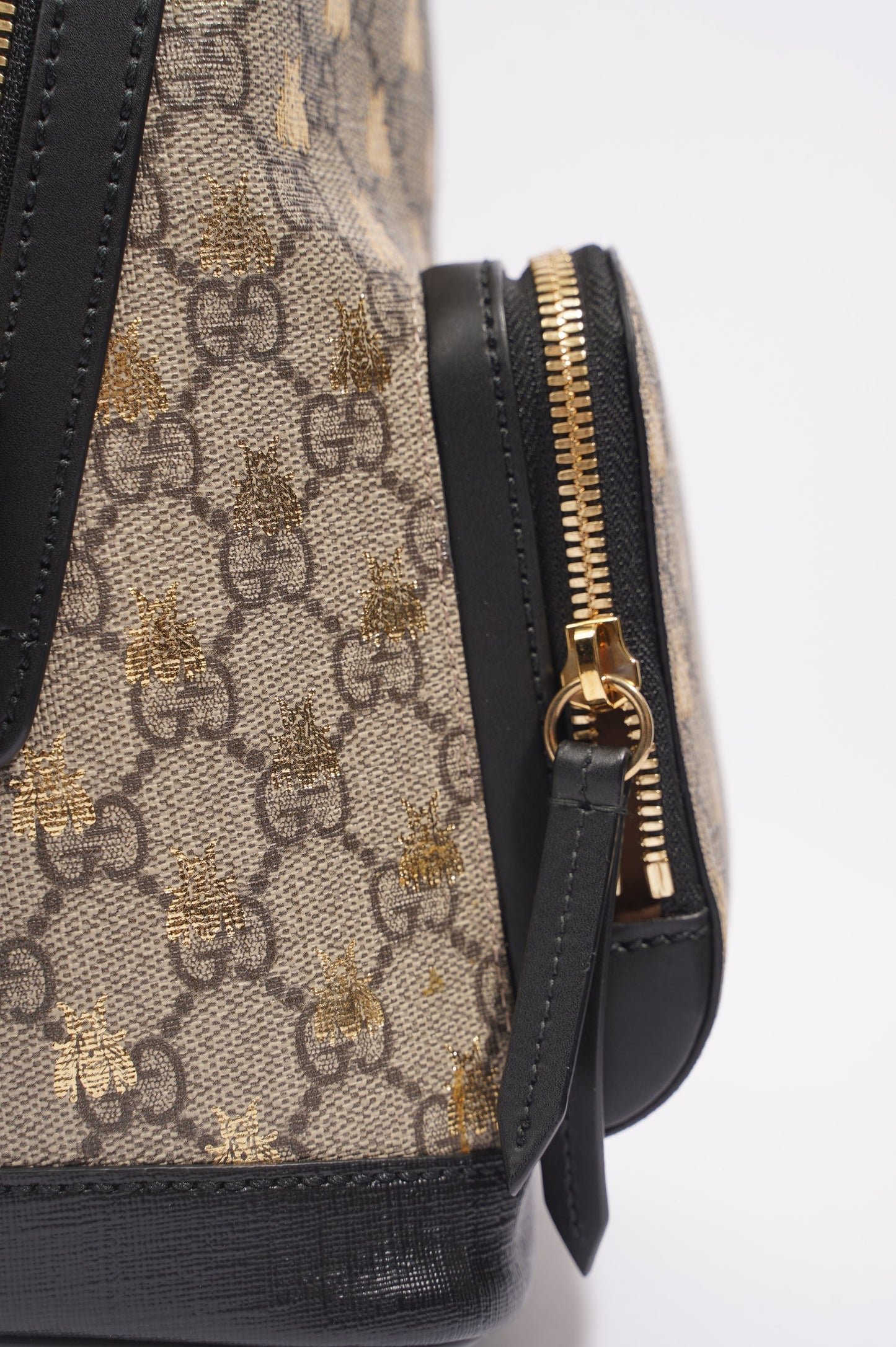 Gucci Womens GG Supreme Bees Backpack Brown / Gold Canvas Small