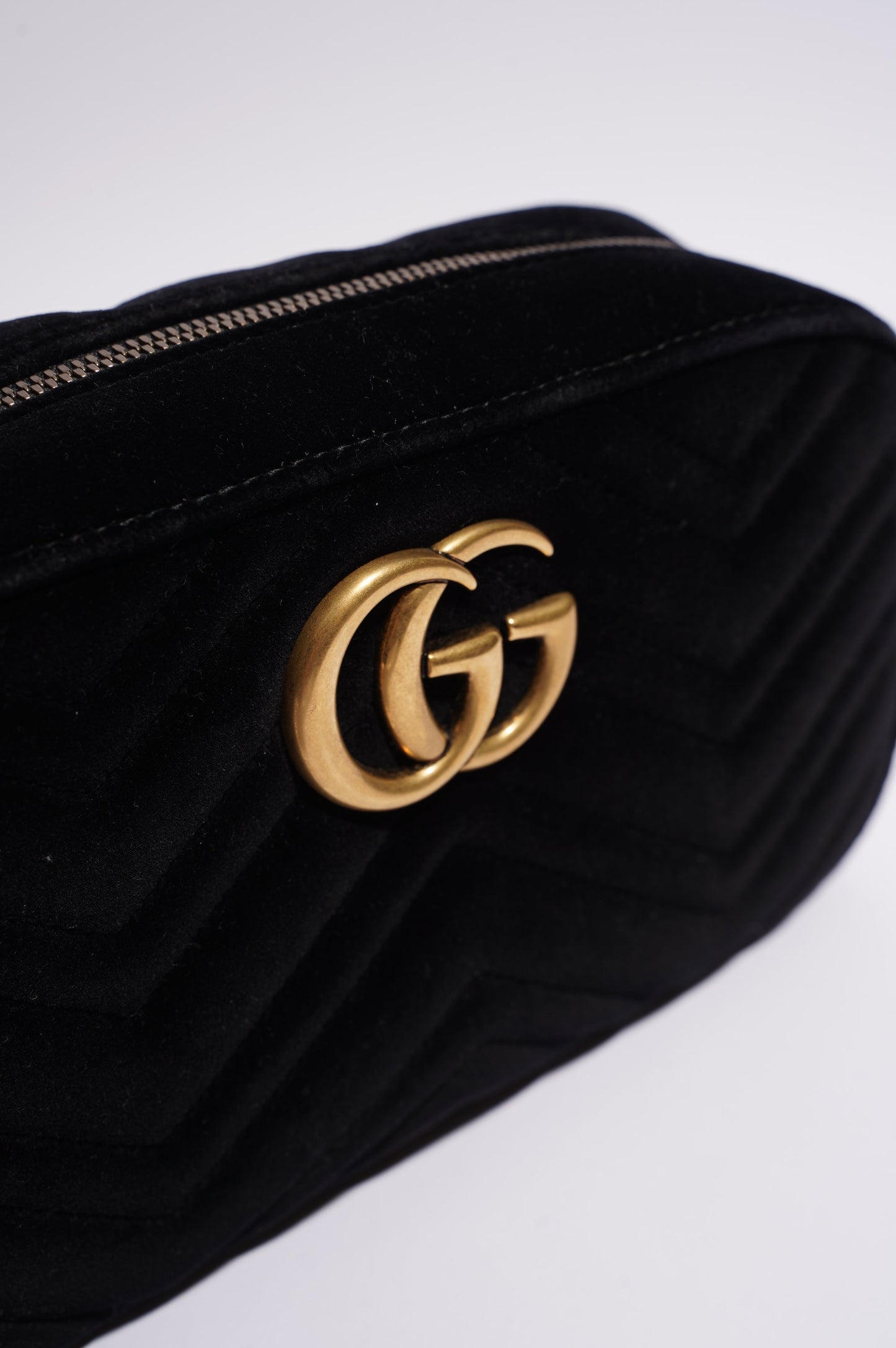 Gucci Womens GG Marmont Zip Bag Black Velvet Small