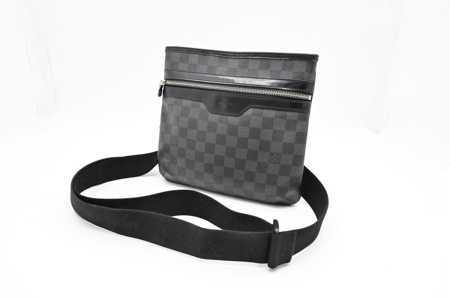 Louis Vuitton Thomas in Damier Graphite Canvas