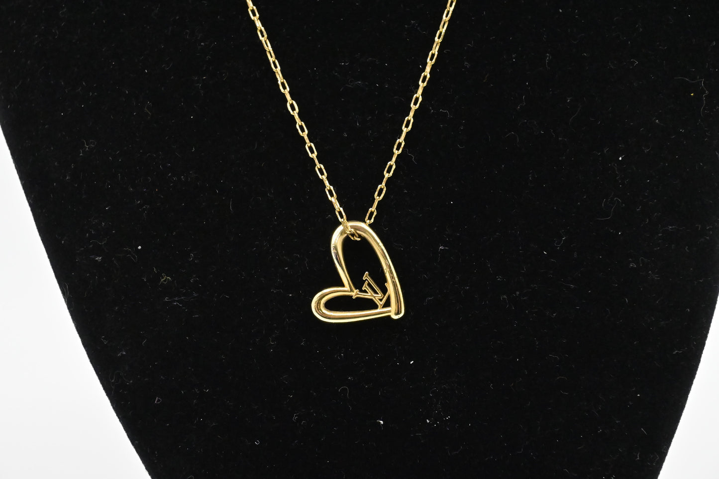Louis Vuitton Fall in Love Necklace