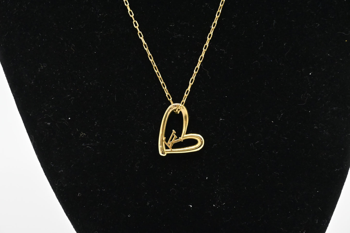 Louis Vuitton Fall in Love Necklace