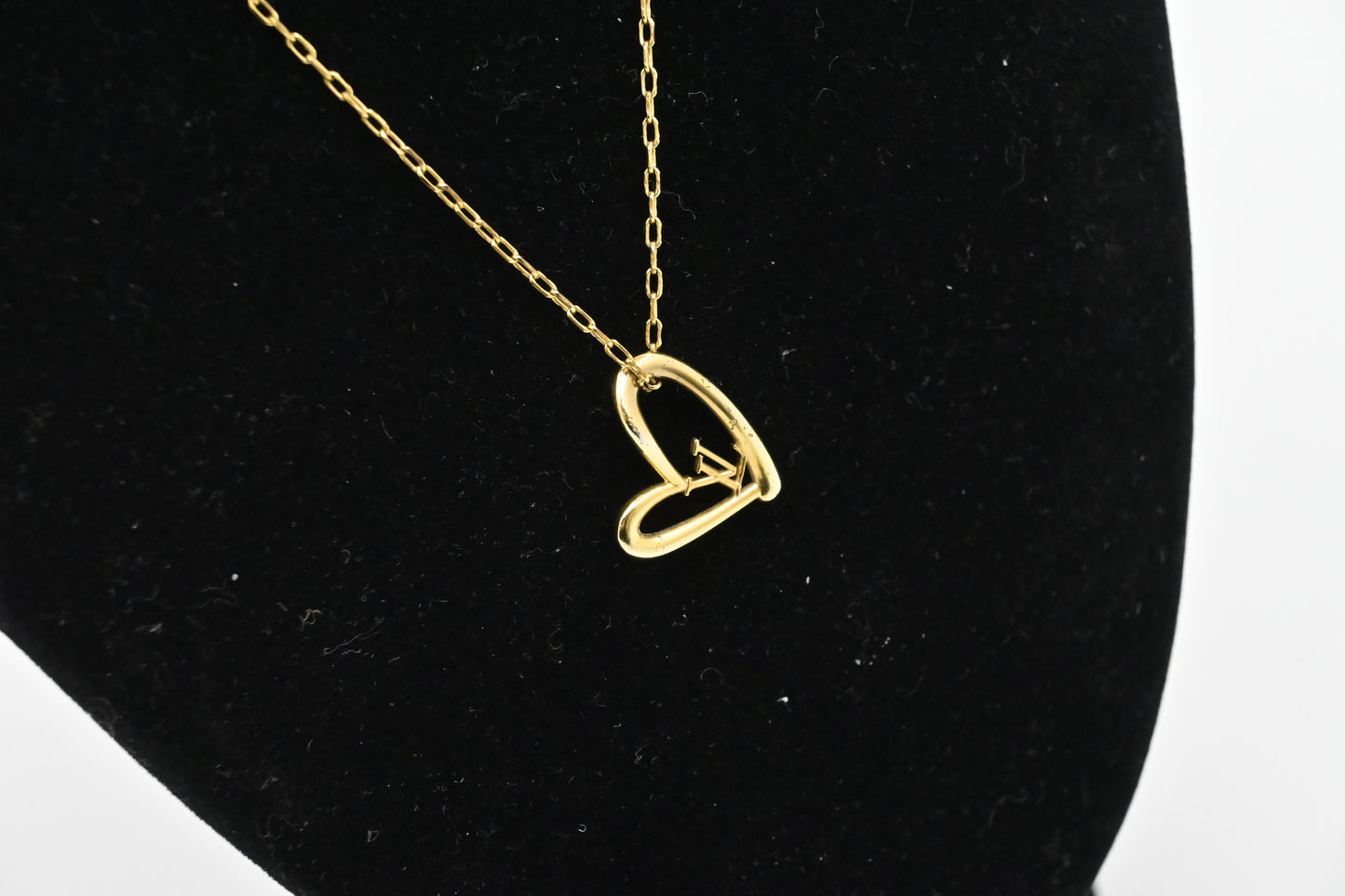 Louis Vuitton Fall in Love Necklace