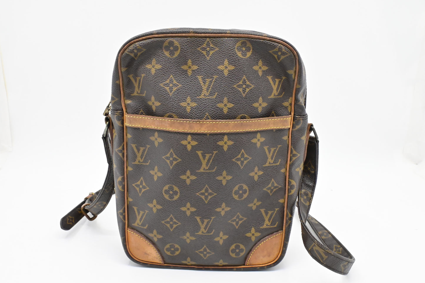 Louis Vuitton Danube MM in Monogram Canvas