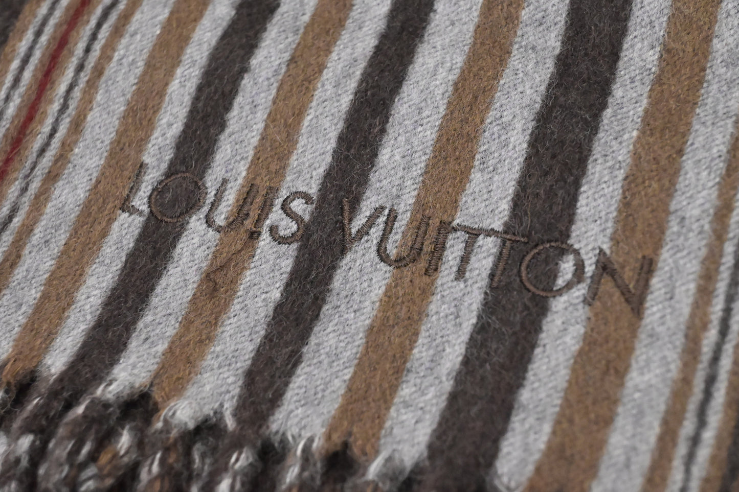 Louis Vuitton Scarf in Red and Brown Cashmere and Wool