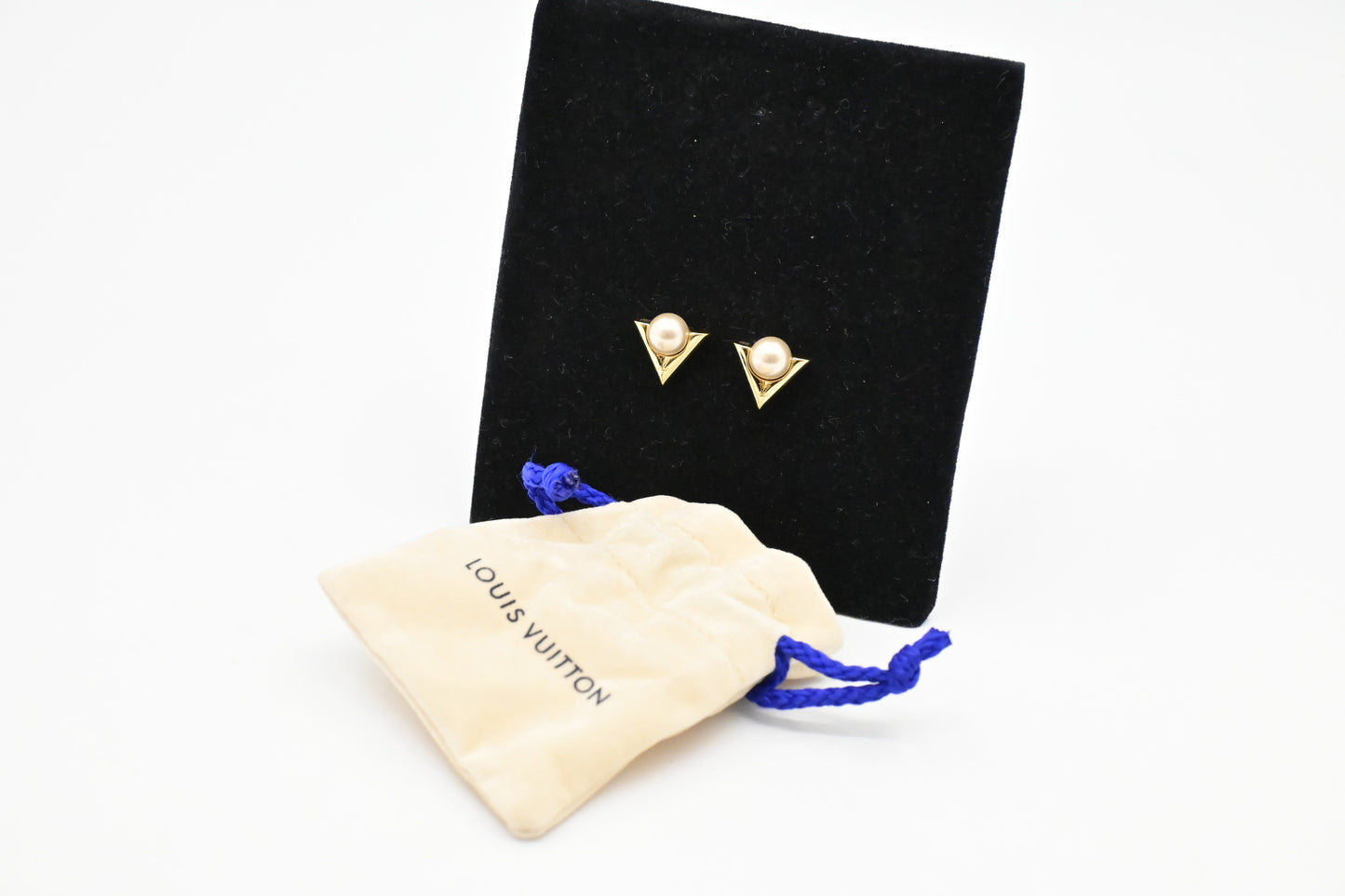 Louis Vuitton V for Vuitton Pearl And Metal Earrings