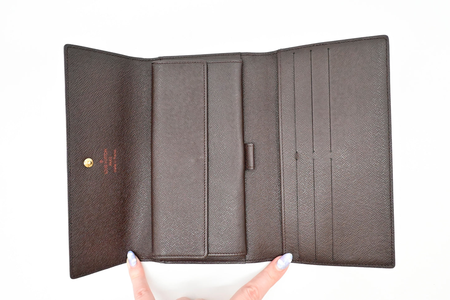 Louis Vuitton International Wallet in Damier Ebene Canvas
