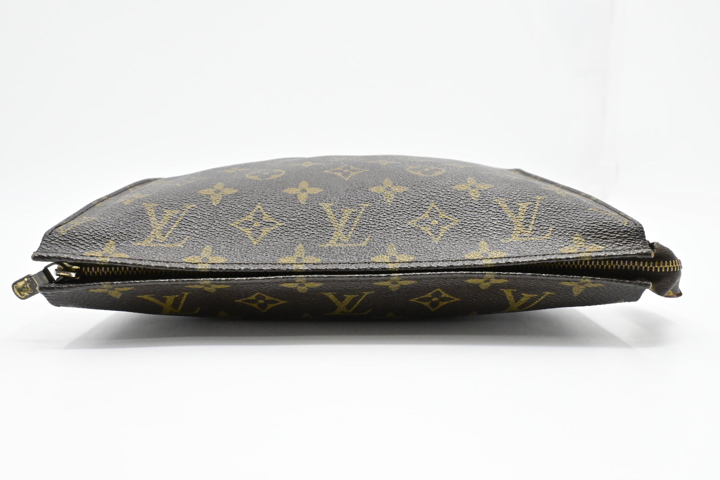 Louis Vuitton Toiletry 26 in Monogram Canvas