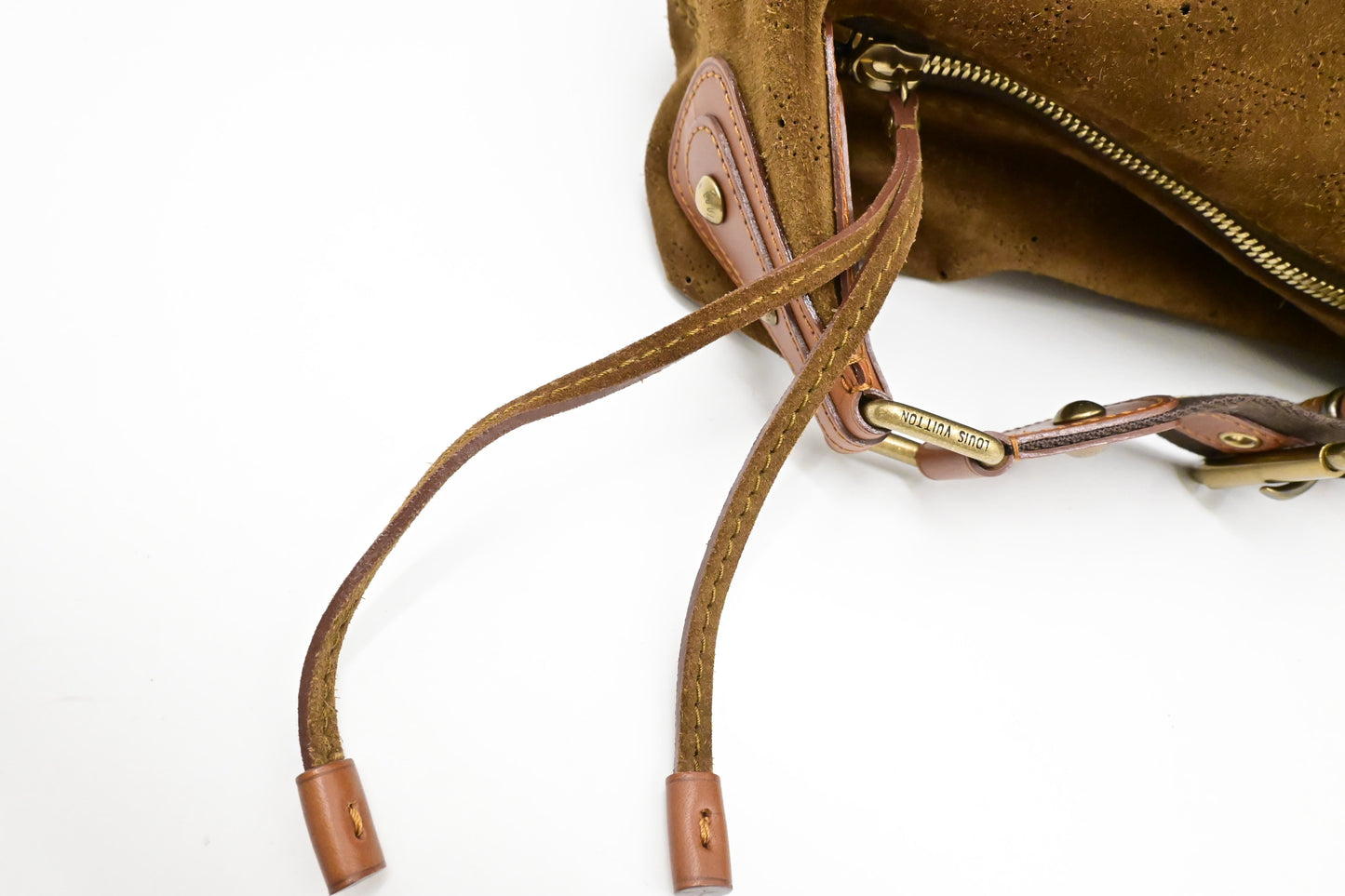 Louis Vuitton Onata GM in Brown Mahina Leather