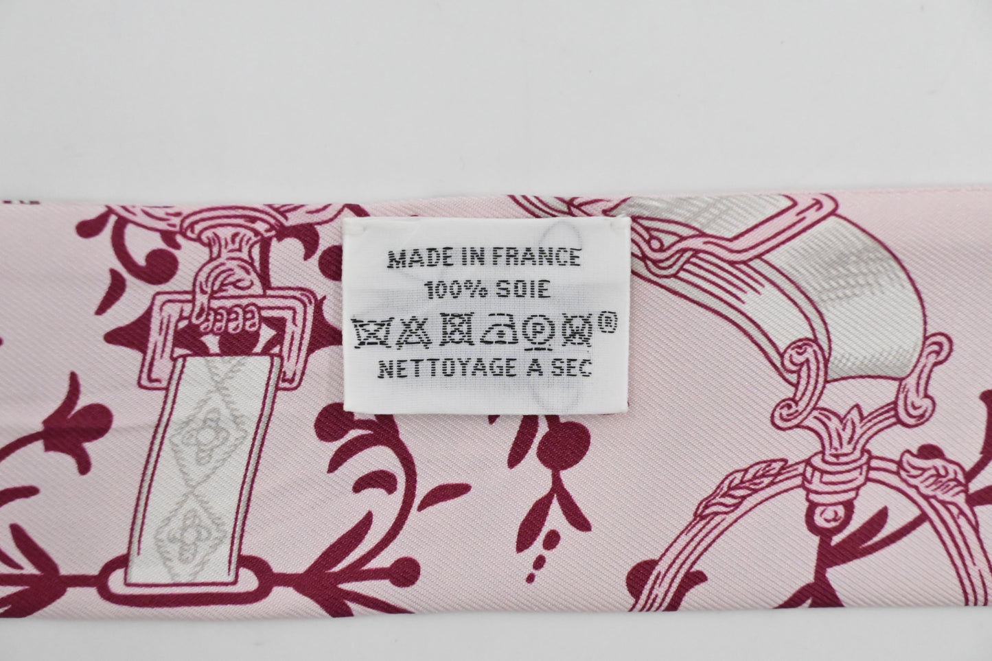 Hermes 'Etriers Remix' Twilly in Pink Silk