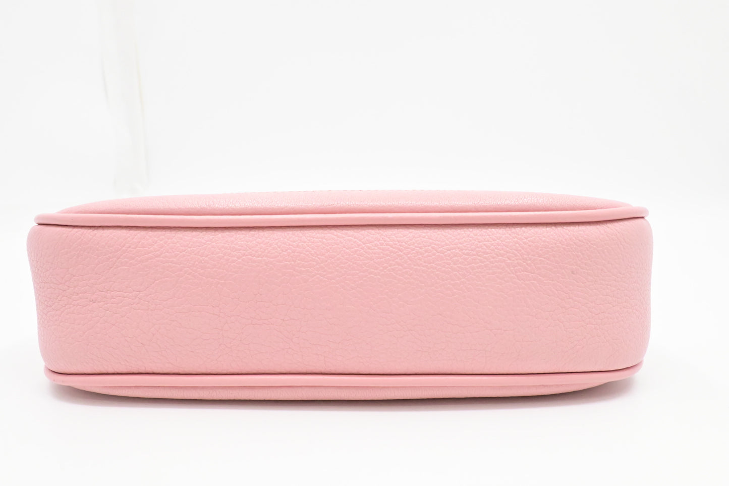 Gucci Aphrodite Shoulder Bag in Pink Leather