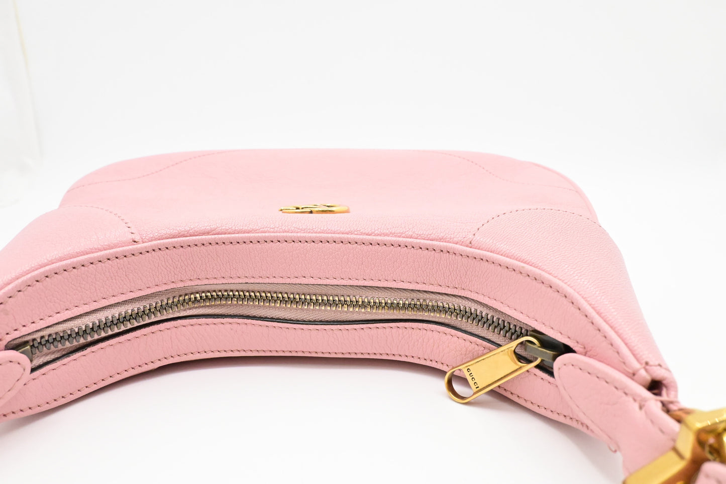 Gucci Aphrodite Shoulder Bag in Pink Leather