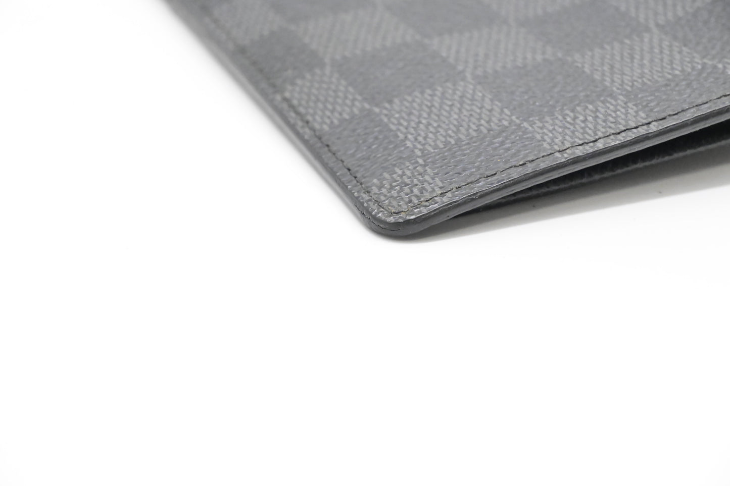Louis Vuitton Brazza Wallet in Damier Graphite Canvas