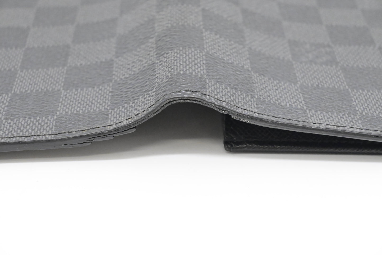Louis Vuitton Brazza Wallet in Damier Graphite Canvas