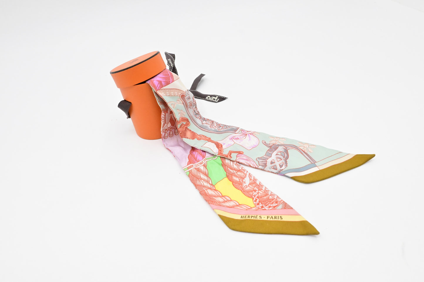 Hermes 'Cavalleria d Etriers' Twilly in Silk